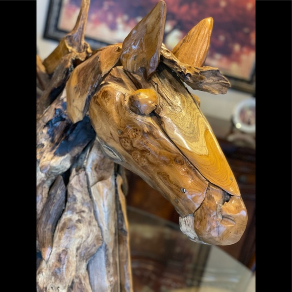 Art Sculpture in Natural Teak Wood - Picture 3 of 4